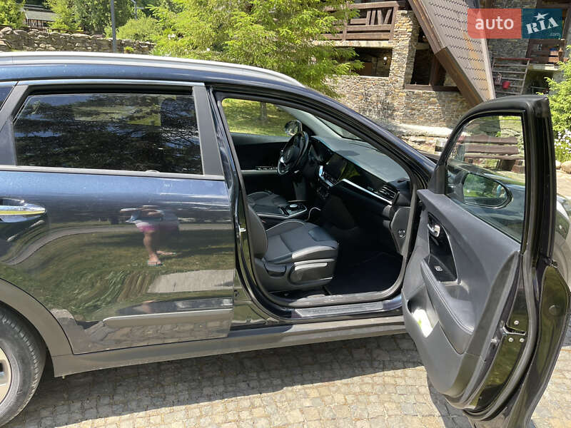 Внедорожник / Кроссовер Kia Niro 2021 в Львове фото 8 Внедорожник / Кроссовер Kia Niro 2021 в Львове