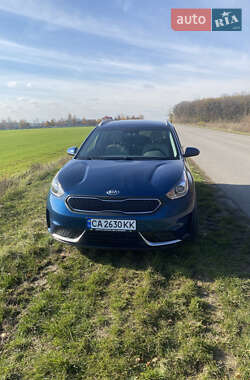 Внедорожник / Кроссовер Kia Niro 2017 в Умани