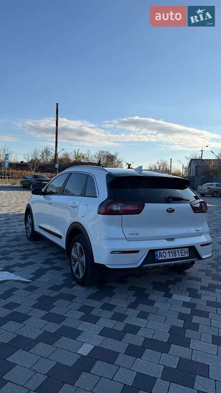 Внедорожник / Кроссовер Kia Niro 2019 в Мукачево