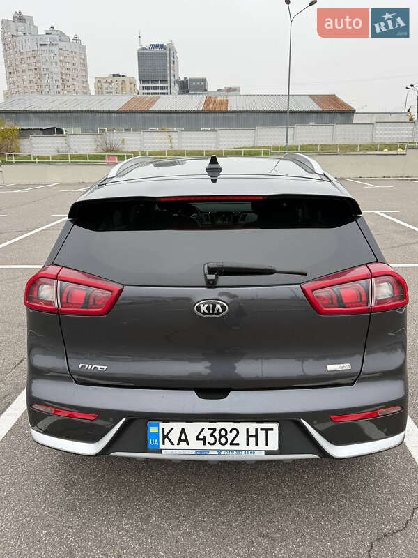 Позашляховик / Кросовер Kia Niro 2018 в Києві