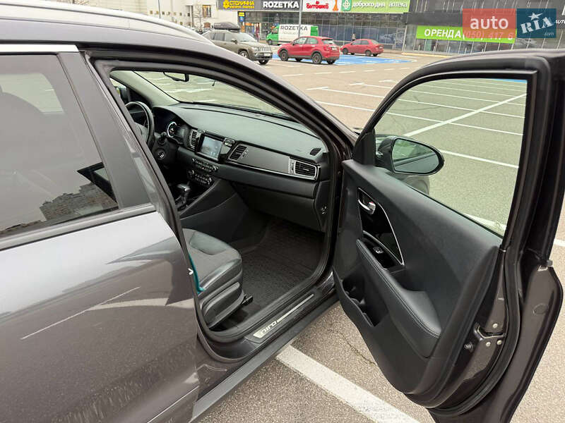 Позашляховик / Кросовер Kia Niro 2018 в Києві