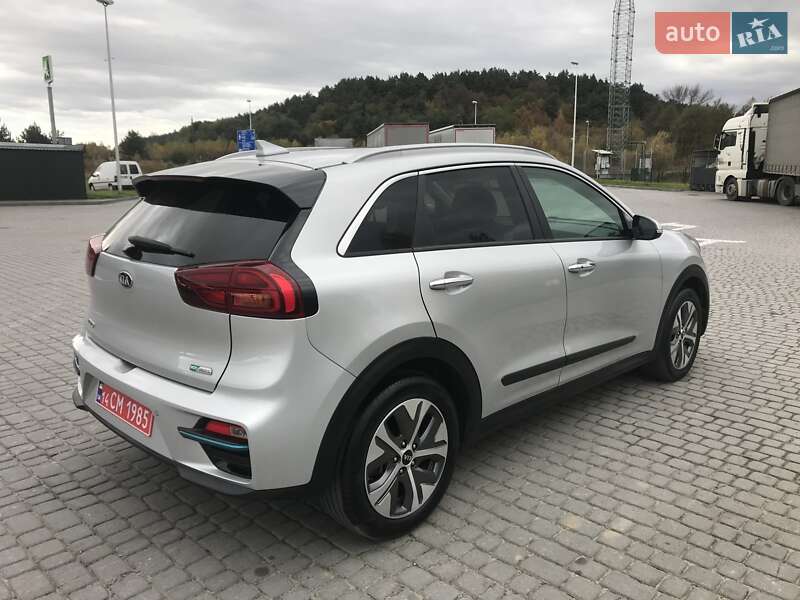 Внедорожник / Кроссовер Kia Niro 2020 в Львове