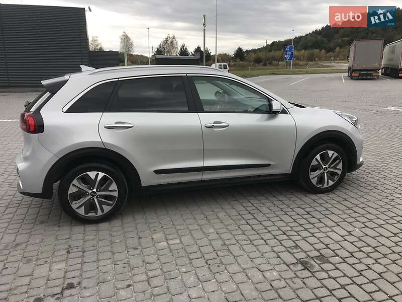 Внедорожник / Кроссовер Kia Niro 2020 в Львове