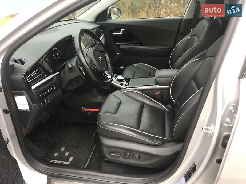 Внедорожник / Кроссовер Kia Niro 2020 в Львове