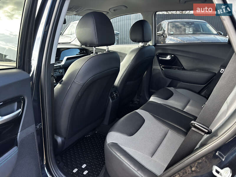 Внедорожник / Кроссовер Kia Niro 2020 в Львове