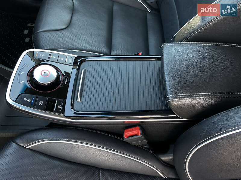 Внедорожник / Кроссовер Kia Niro 2020 в Львове