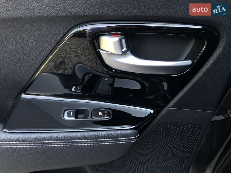 Внедорожник / Кроссовер Kia Niro 2020 в Львове