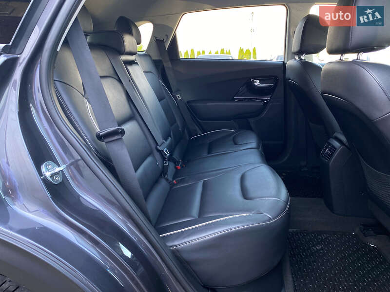 Внедорожник / Кроссовер Kia Niro 2020 в Львове