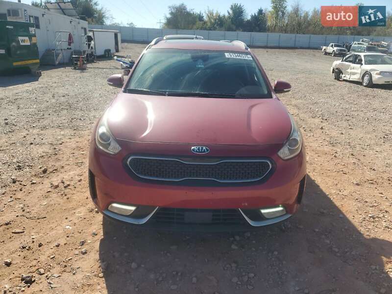 Позашляховик / Кросовер Kia Niro 2017 в Львові