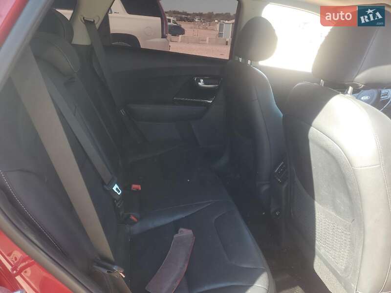 Позашляховик / Кросовер Kia Niro 2017 в Львові