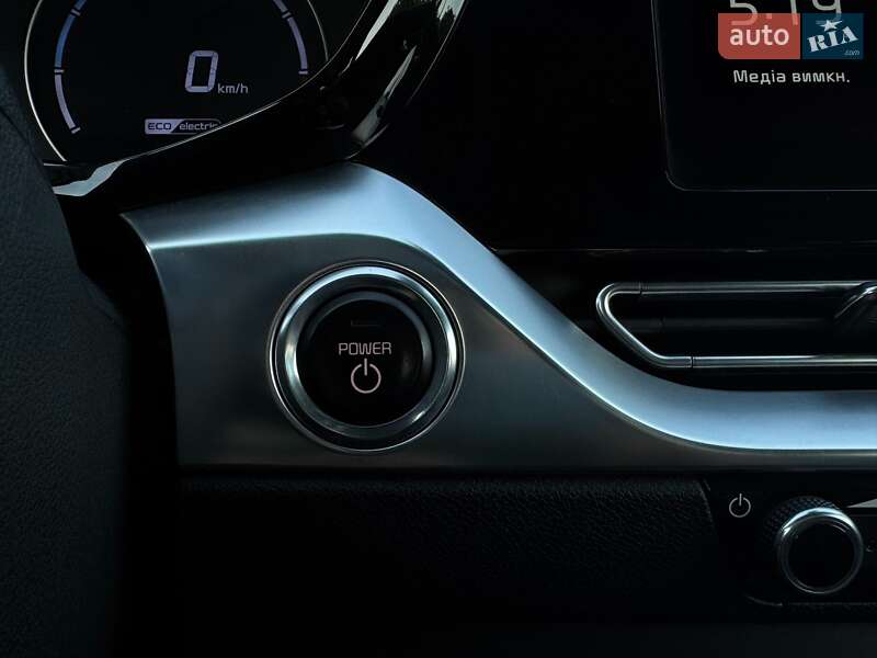 Внедорожник / Кроссовер Kia Niro 2021 в Львове