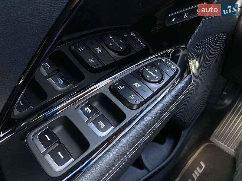 Внедорожник / Кроссовер Kia Niro 2020 в Львове