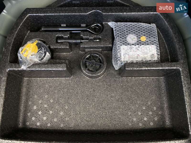 Внедорожник / Кроссовер Kia Niro 2020 в Львове