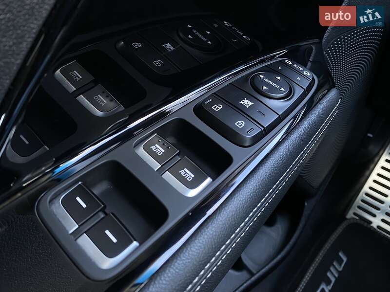 Внедорожник / Кроссовер Kia Niro 2020 в Львове фото 24 Внедорожник / Кроссовер Kia Niro 2020 в Львове