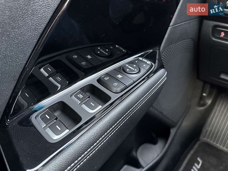 Внедорожник / Кроссовер Kia Niro 2021 в Ровно