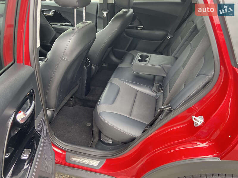 Позашляховик / Кросовер Kia Niro 2018 в Києві