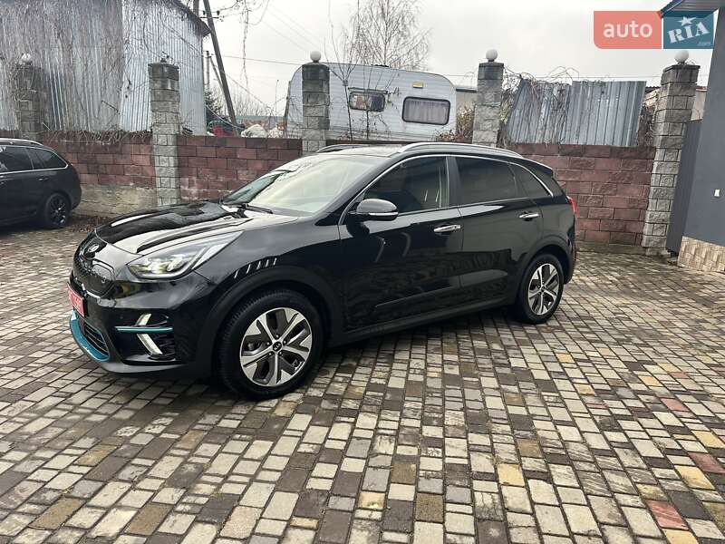 Внедорожник / Кроссовер Kia Niro 2020 в Луцке фото 6 Внедорожник / Кроссовер Kia Niro 2020 в Луцке