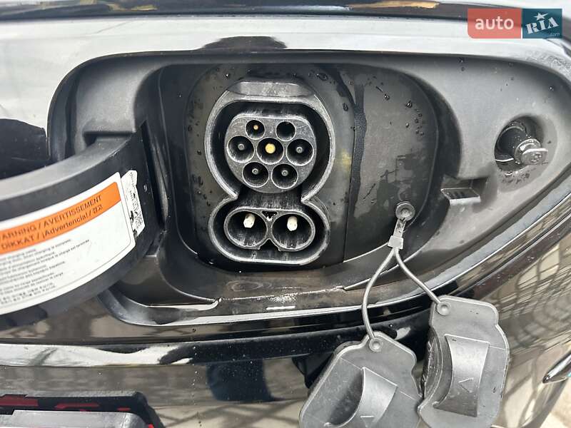 Внедорожник / Кроссовер Kia Niro 2020 в Луцке фото 25 Внедорожник / Кроссовер Kia Niro 2020 в Луцке