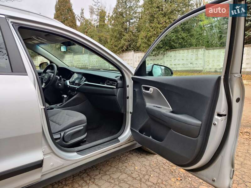 Внедорожник / Кроссовер Kia Niro 2021 в Львове