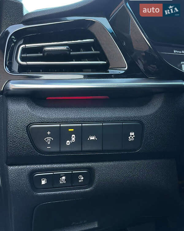 Позашляховик / Кросовер Kia Niro 2020 в Вінниці