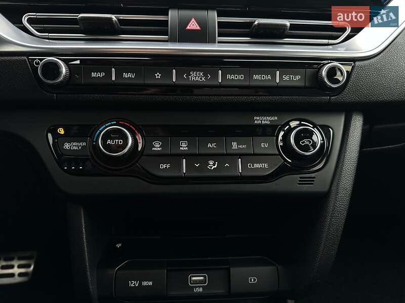 Внедорожник / Кроссовер Kia Niro 2021 в Львове