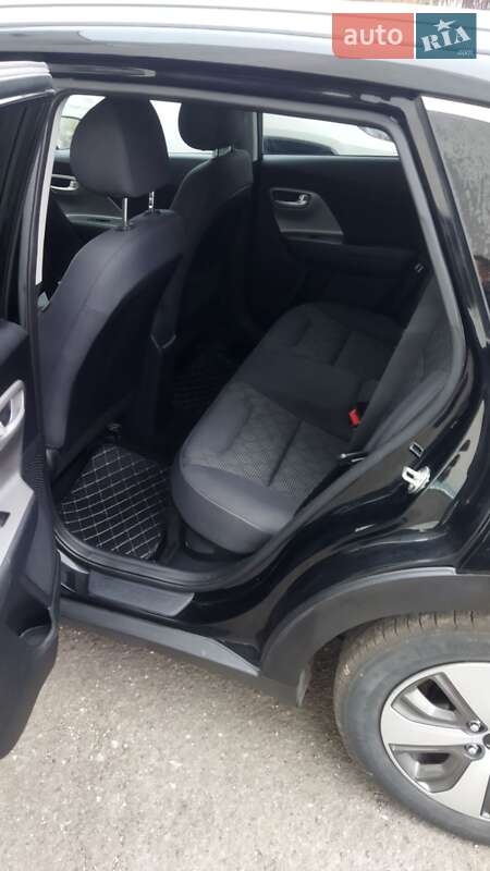 Внедорожник / Кроссовер Kia Niro 2018 в Черкассах