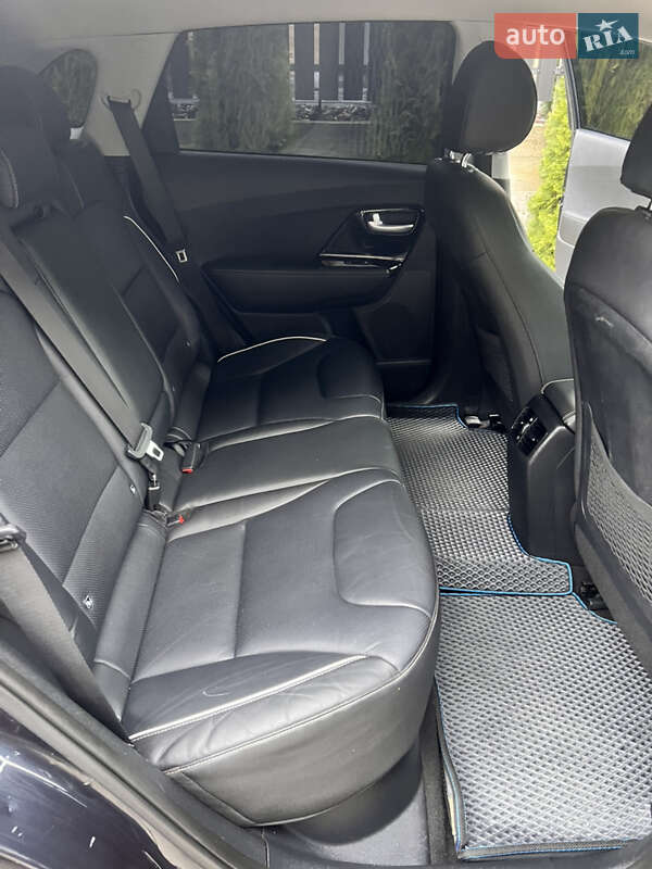 Внедорожник / Кроссовер Kia Niro 2019 в Тернополе