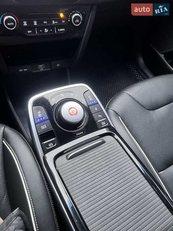 Внедорожник / Кроссовер Kia Niro 2019 в Тернополе