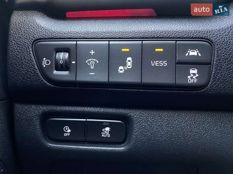 Позашляховик / Кросовер Kia Niro 2020 в Львові фото 5 Позашляховик / Кросовер Kia Niro 2020 в Львові