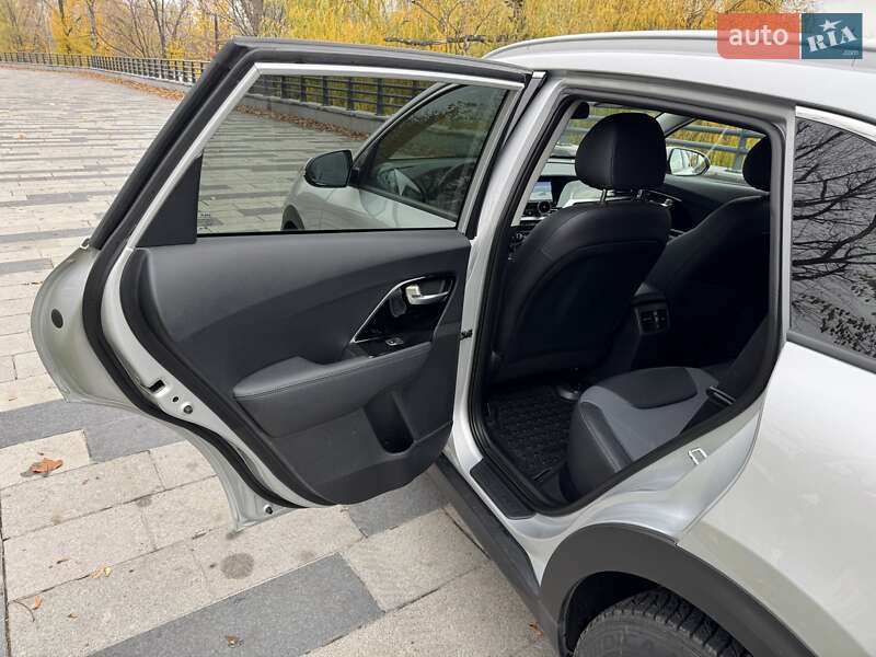 Внедорожник / Кроссовер Kia Niro 2021 в Днепре