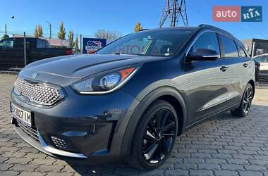 Внедорожник / Кроссовер Kia Niro 2017 в Кременчуге