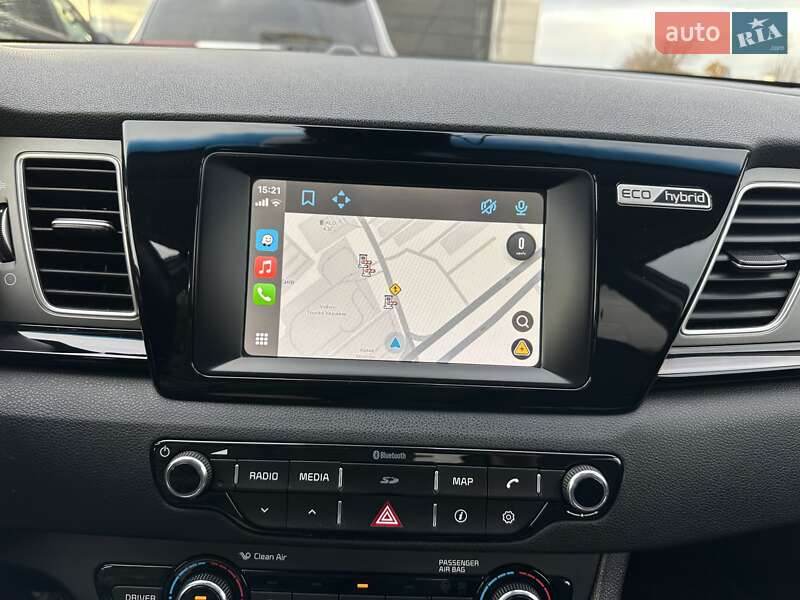 Внедорожник / Кроссовер Kia Niro 2017 в Киеве