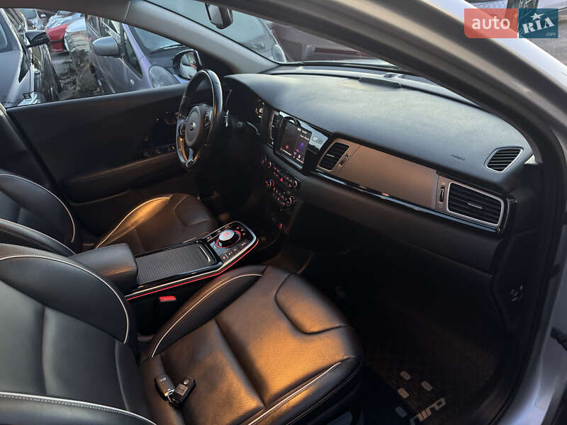 Внедорожник / Кроссовер Kia Niro 2019 в Тернополе фото 21 Внедорожник / Кроссовер Kia Niro 2019 в Тернополе