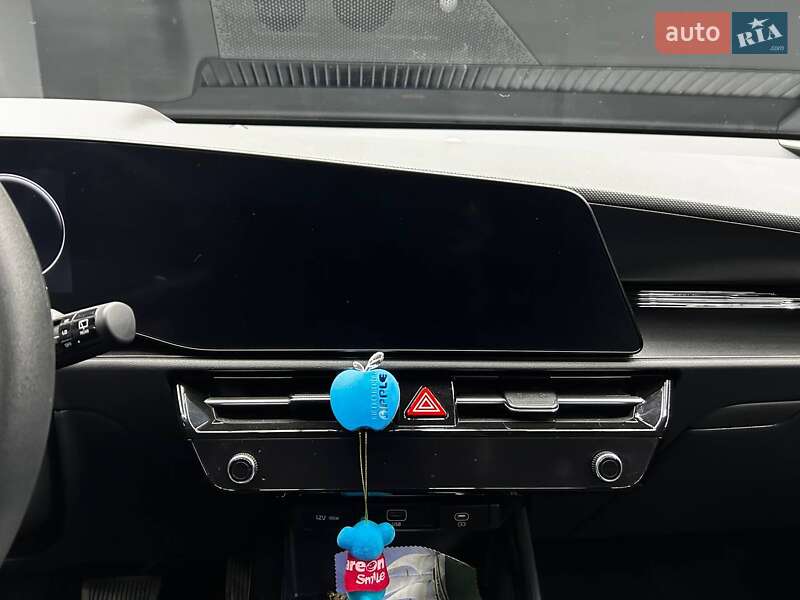 Внедорожник / Кроссовер Kia Niro 2023 в Черновцах