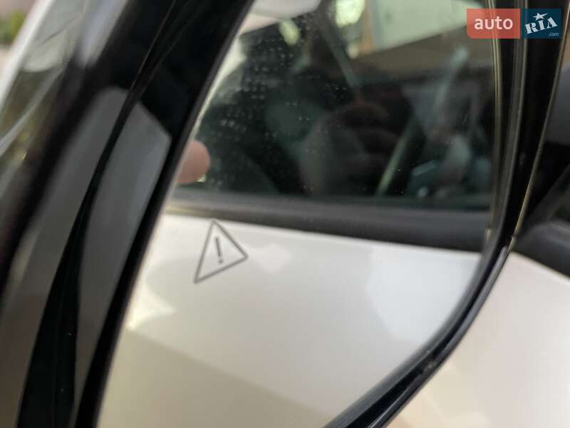 Позашляховик / Кросовер Kia Niro 2022 в Львові фото 20 Позашляховик / Кросовер Kia Niro 2022 в Львові