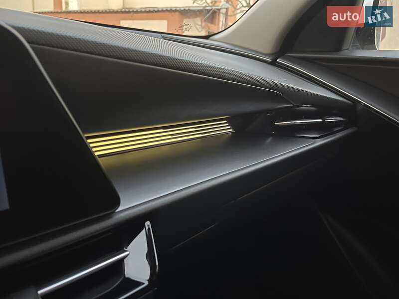 Позашляховик / Кросовер Kia Niro 2022 в Львові фото 39 Позашляховик / Кросовер Kia Niro 2022 в Львові