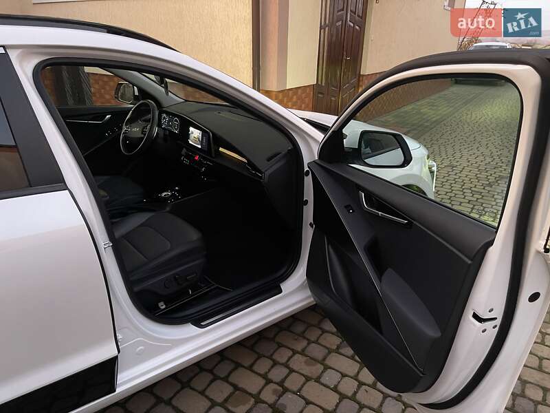 Позашляховик / Кросовер Kia Niro 2022 в Львові фото 48 Позашляховик / Кросовер Kia Niro 2022 в Львові