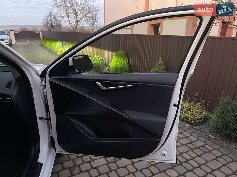 Позашляховик / Кросовер Kia Niro 2022 в Львові фото 49 Позашляховик / Кросовер Kia Niro 2022 в Львові
