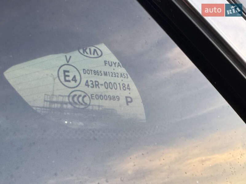 Внедорожник / Кроссовер Kia Niro 2021 в Киеве