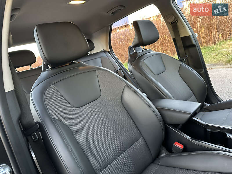 Внедорожник / Кроссовер Kia Niro 2024 в Дрогобыче