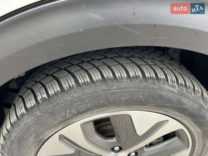 Внедорожник / Кроссовер Kia Niro 2020 в Луцке фото 2 Внедорожник / Кроссовер Kia Niro 2020 в Луцке