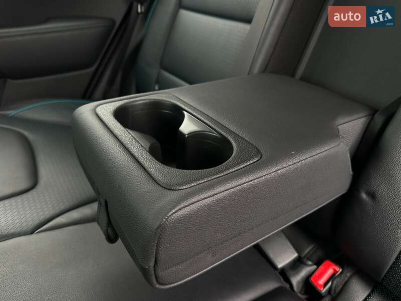 Позашляховик / Кросовер Kia Niro 2022 в Львові