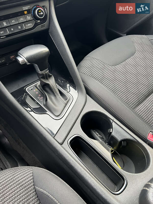 Внедорожник / Кроссовер Kia Niro 2020 в Львове