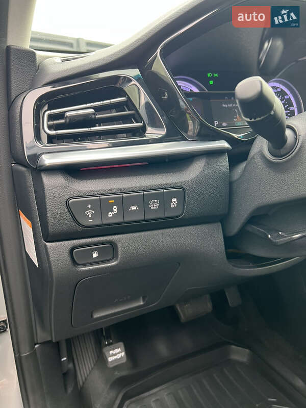 Внедорожник / Кроссовер Kia Niro 2020 в Львове