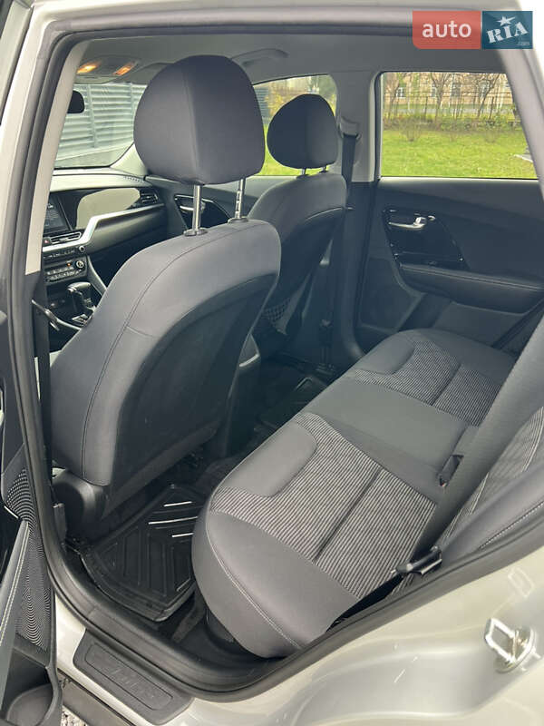 Внедорожник / Кроссовер Kia Niro 2020 в Львове