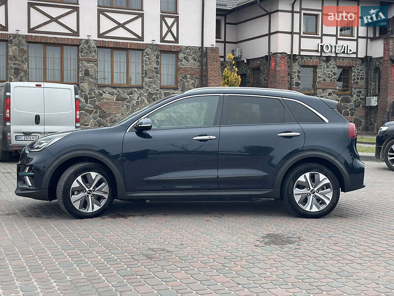 Позашляховик / Кросовер Kia Niro 2019 в Львові
