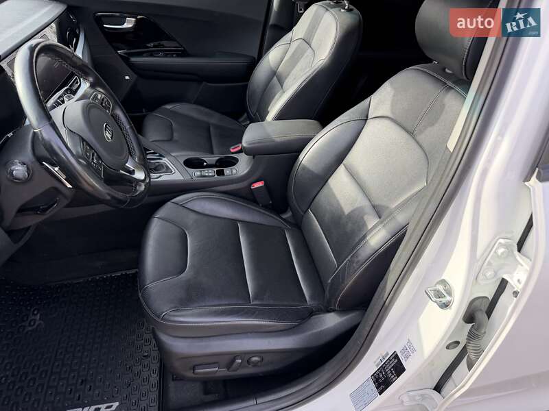 Внедорожник / Кроссовер Kia Niro 2020 в Калуше фото 16 Внедорожник / Кроссовер Kia Niro 2020 в Калуше