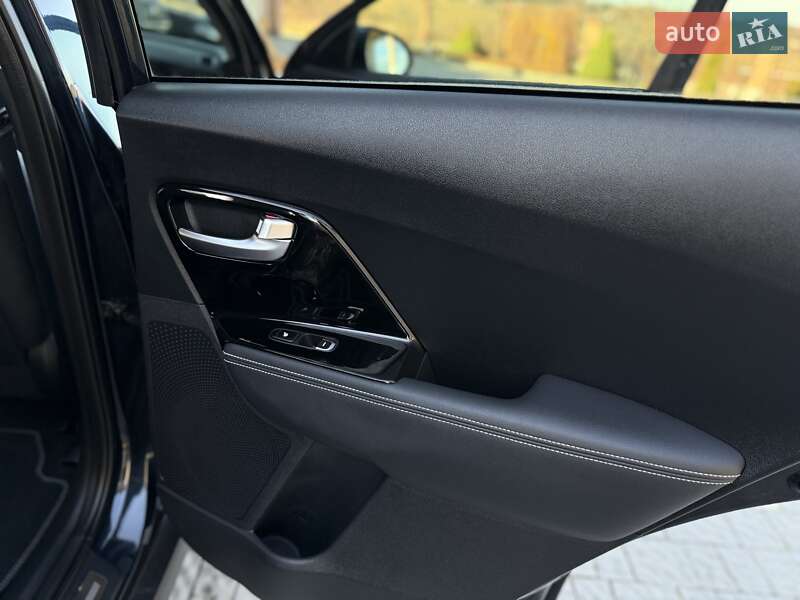 Внедорожник / Кроссовер Kia Niro 2020 в Дрогобыче