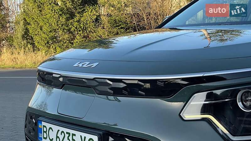 Позашляховик / Кросовер Kia Niro 2024 в Хирові