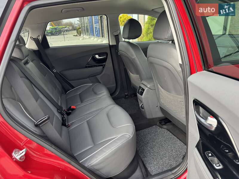 Внедорожник / Кроссовер Kia Niro 2019 в Тернополе